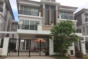 Twin Villa for Sale (In Borey Peng Huoth) 